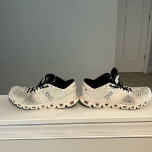 Women’s Helion On Running Shoes